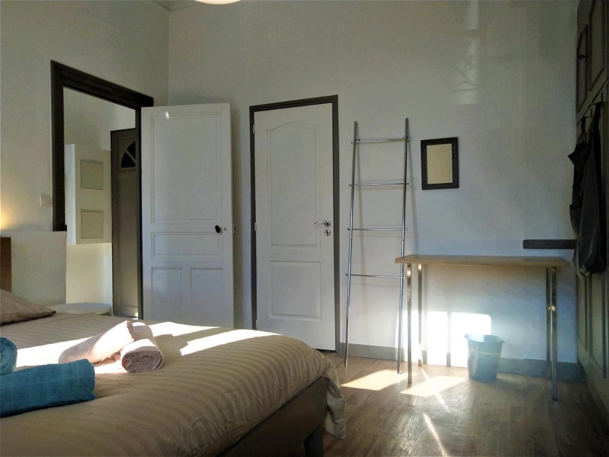 Le Cours Foucault - 3 Appartements - 8 Couchages Montauban Luaran gambar